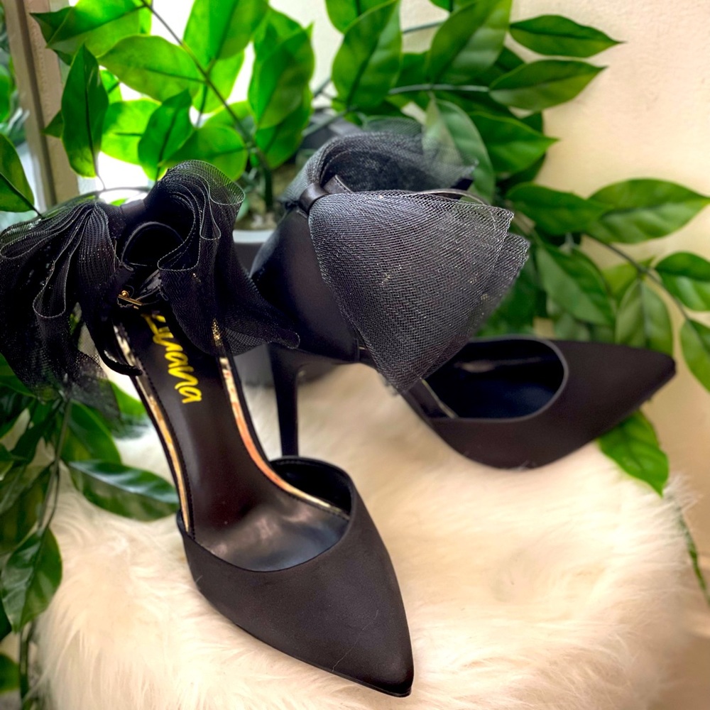 Choo Bow Pump
